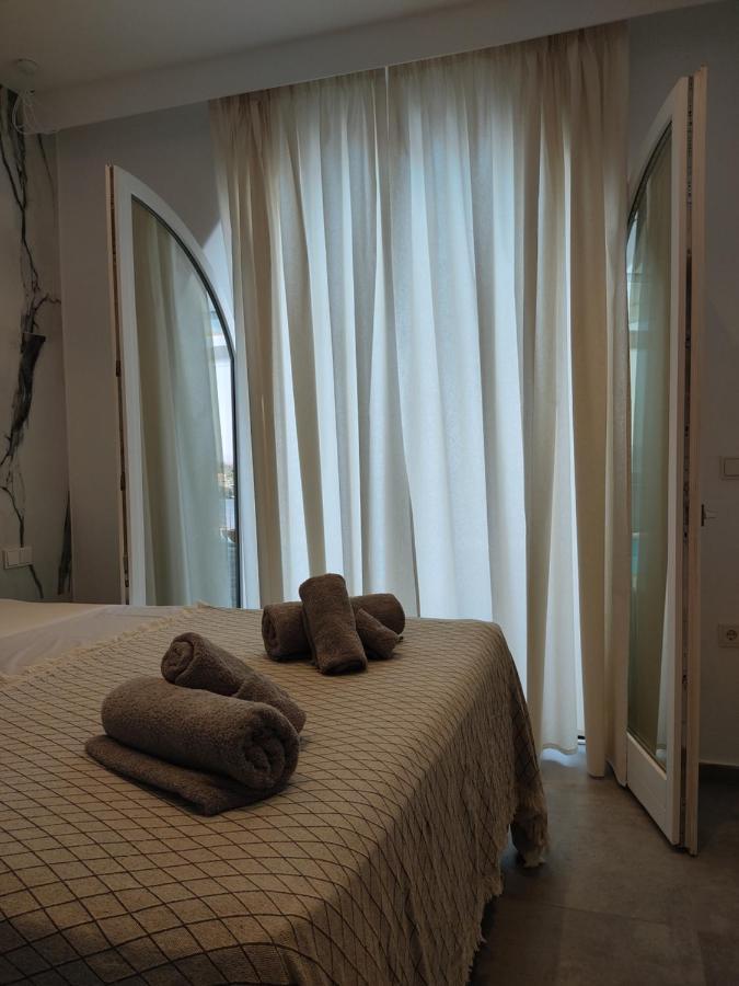 Luxury Apartments La Villa (Adults Only) Khórto Bagian luar foto