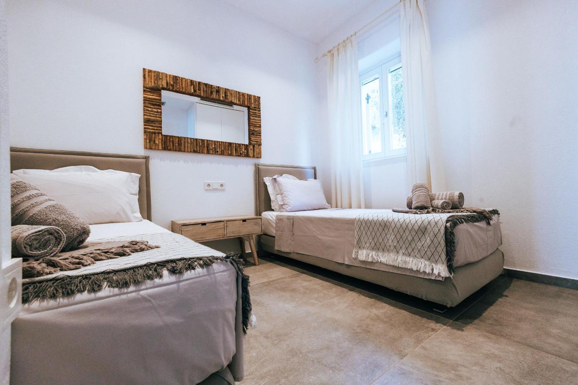 Luxury Apartments La Villa (Adults Only) Khórto Bagian luar foto