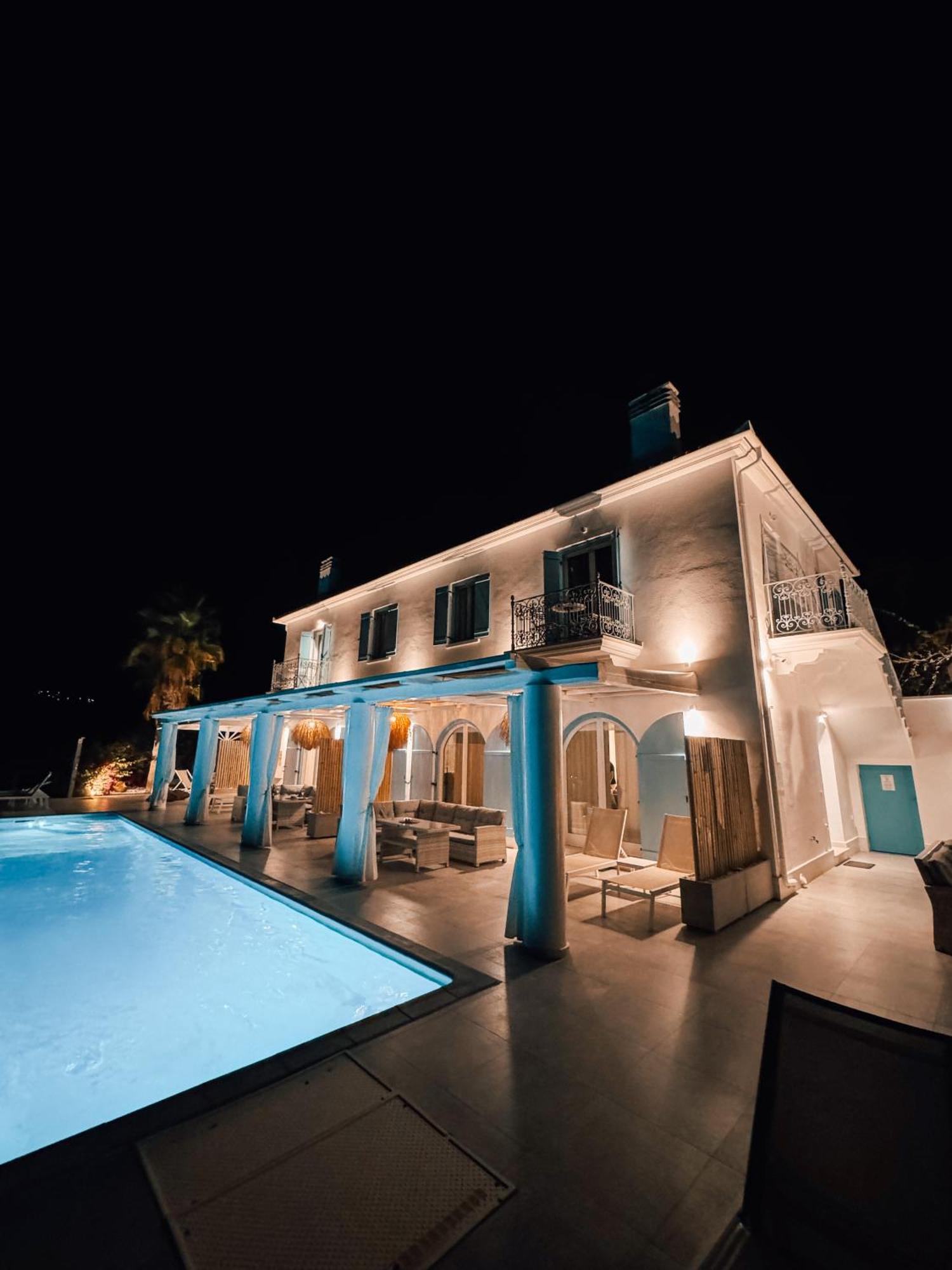 Luxury Apartments La Villa (Adults Only) Khórto Bagian luar foto
